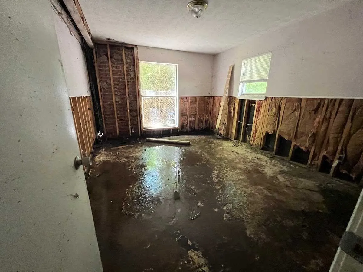 Water Damage Restoration services in Northville, MI